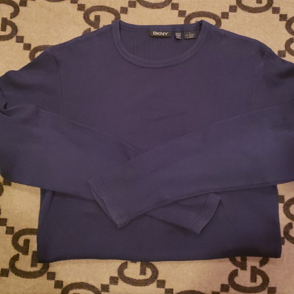 DKNY form fitting Blue long sleeve shirt